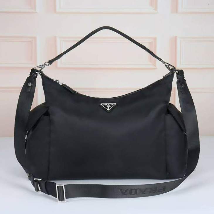Picture of Prada Handbags _SKUfw225797655fw